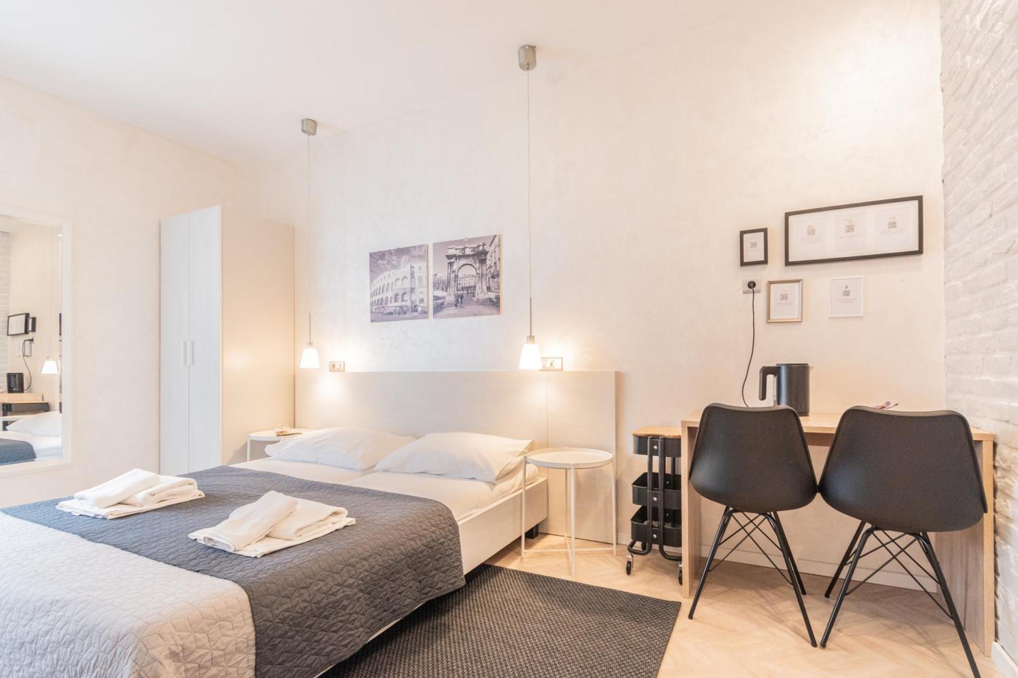 L&B Old Town Studio Apartments พูลา ห้อง รูปภาพ