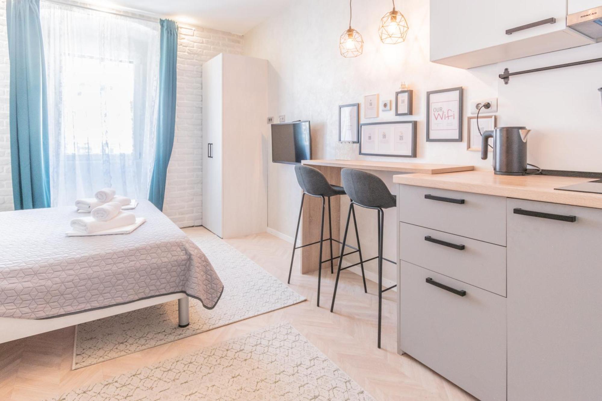 L&B Old Town Studio Apartments พูลา ภายนอก รูปภาพ